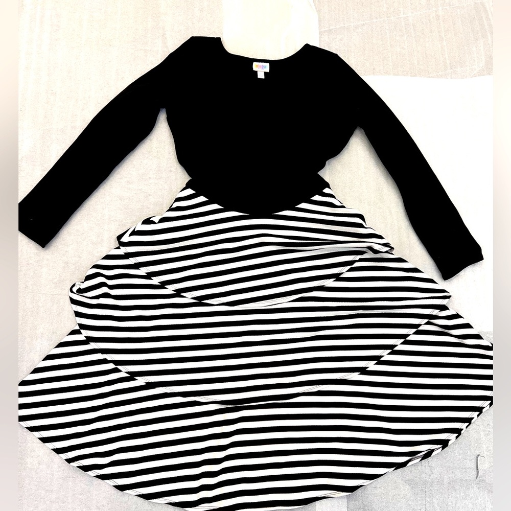 Adorable LulaRoe dress